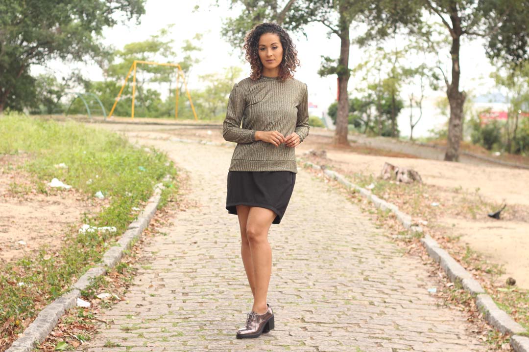 dayse costa,canal de costura,dayse modelista,modelagem,como fazer,BLUSA,MANGA LONGA,MOLDE DE MANGA,CASACO,MALHA,BLUSA DE MALHA,CASACO DE MALHA,LUREX,MODELOS DE CASACO,MODELOS DE BLUSA,look noite,diy,metropolitan fashion