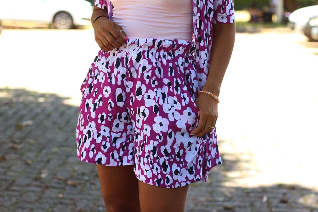 dayse costa,conjunto,camisão,short,cós elástico,bolso faca,verão,look,monocromático