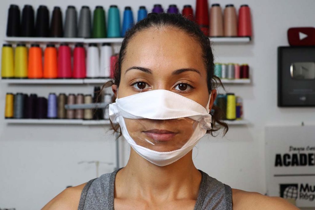 máscara inclusiva para leitura labial, deficiente auditivo, e fonoaudiólogo